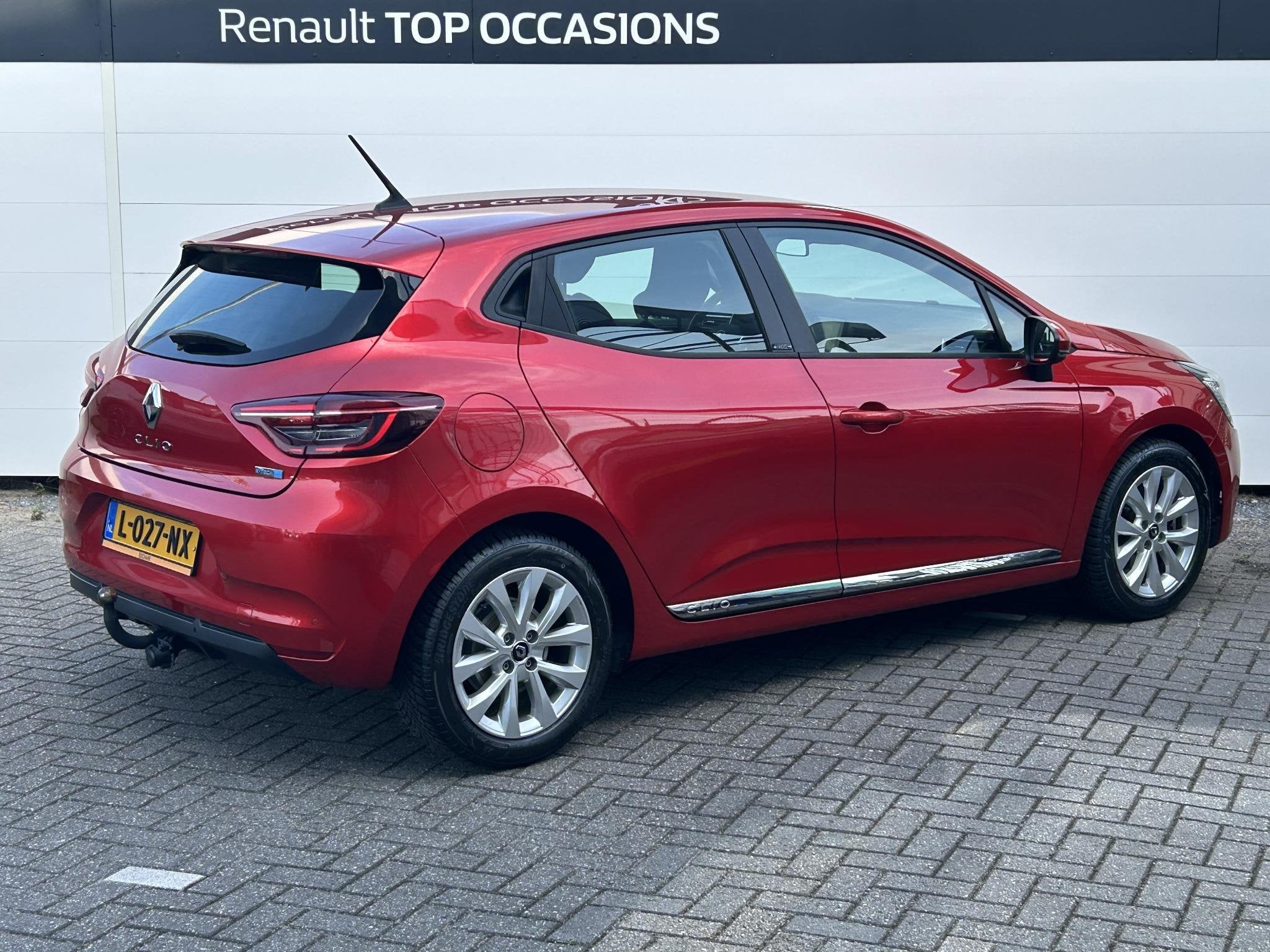 Renault Clio 1.6 E-Tech Hybrid 140 Business Zen | Navigatie, Stof, Gebruikt, 4 cilinders, Met garantie (alle)