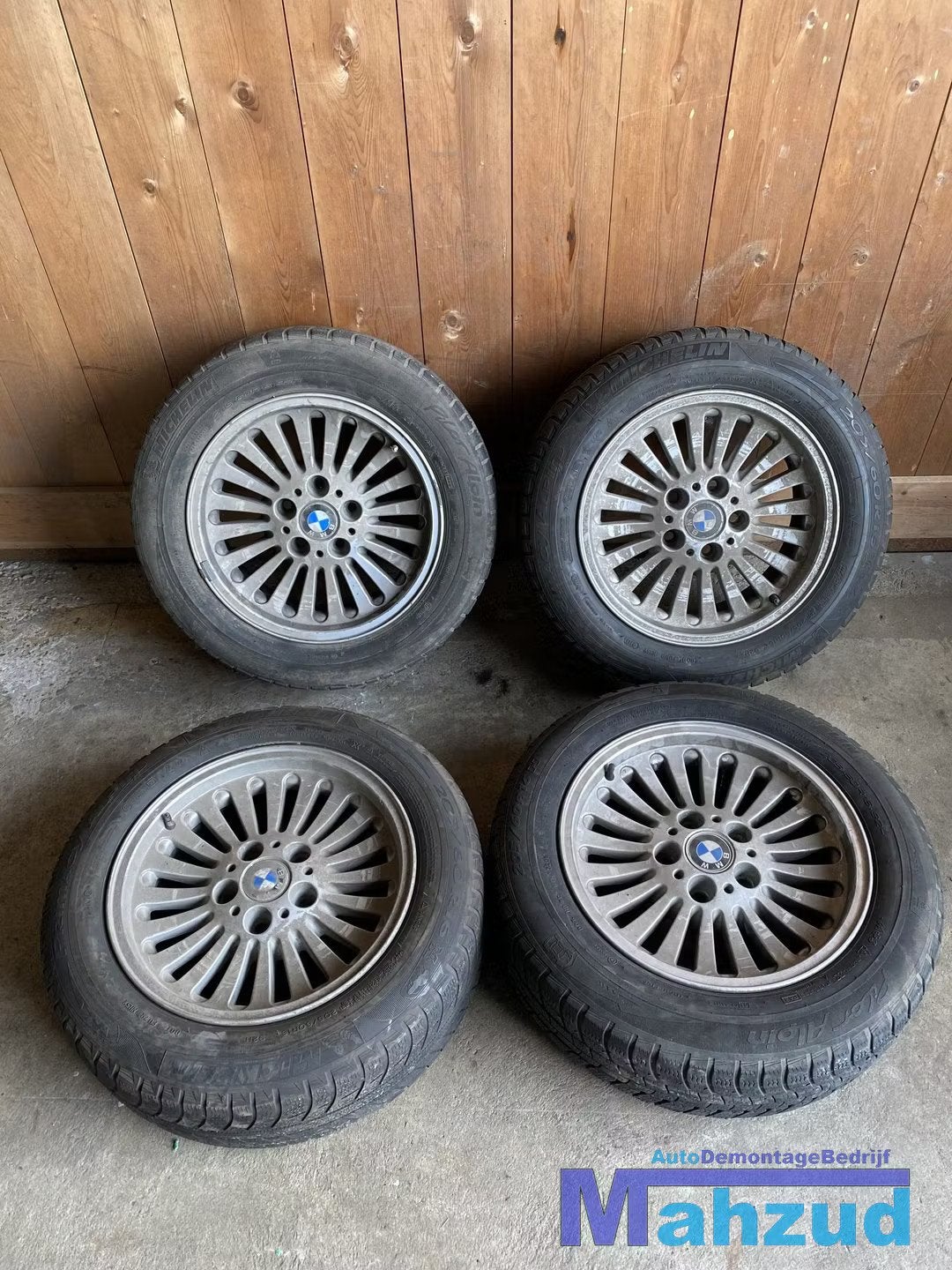 BMW Velgen 5x120 72.5 met winterbanden 16 inch, Petuelring 130
80788  Munich, DE, Gebruikt, Info@bmw.de, Ophalen of Verzenden