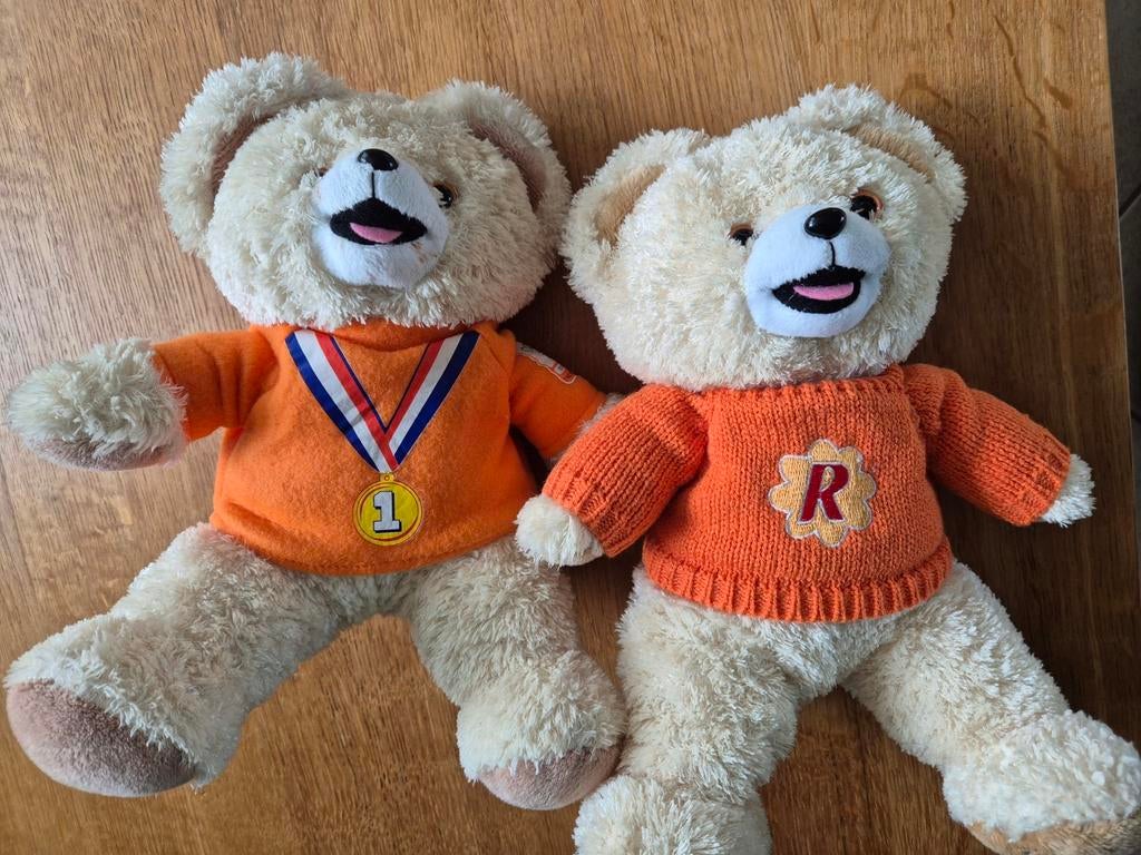 2 Robijn beertjes, Kinderen en Baby's, Speelgoed | Knuffels en Pluche, Zo goed als nieuw, Beer, Ophalen