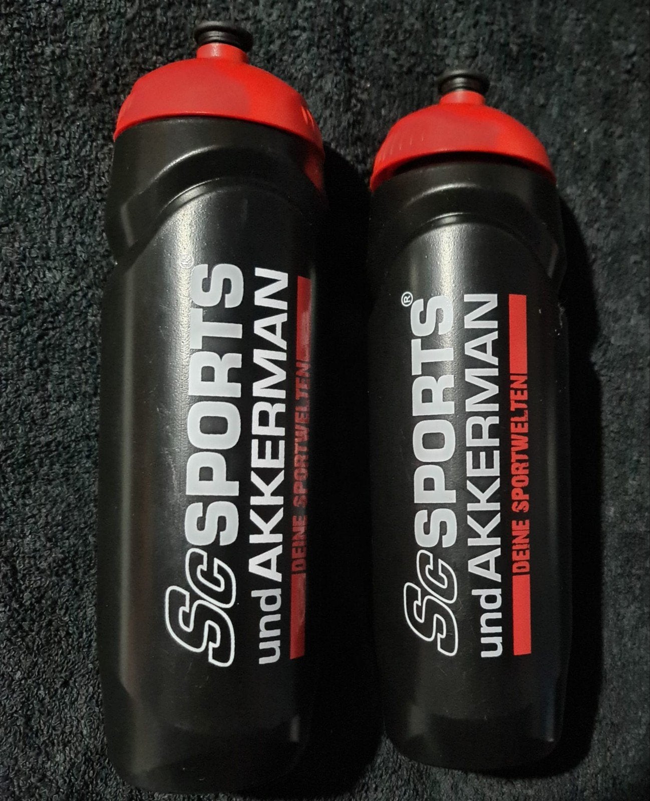 2 Nieuwe SC Sports Bidons / Waterflessen - Zwart/Rood P.S €8, Ophalen of Verzenden, Nieuw