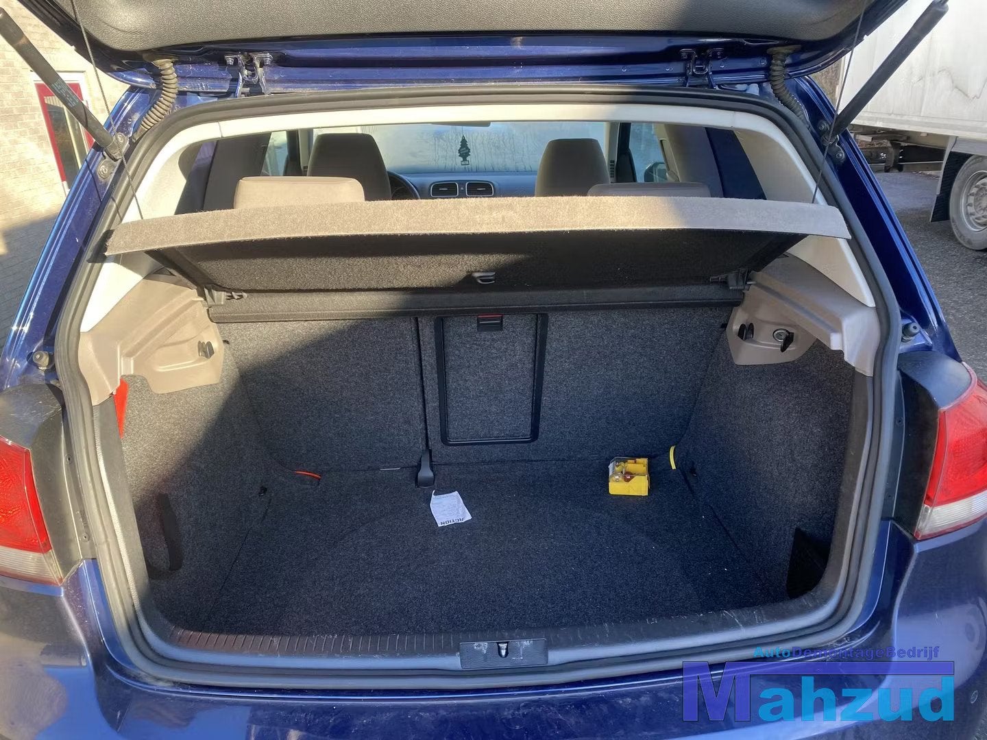 VW GOLF 6 3 Deurs hoedenplank 2009-2013, Auto-onderdelen, Interieur en Bekleding, Gebruikt, Volkswagen, Volkswagen AG, Berliner Ring 2
38440  Wolfsburg, DE