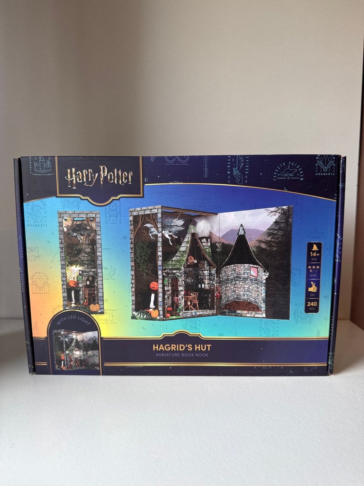 DIY Harry Potter Hagrid's Hut Miniatuur Boekenhoek, Hobby en Vrije tijd, Film en tv, Verzenden, Nieuw, Meerkleurig