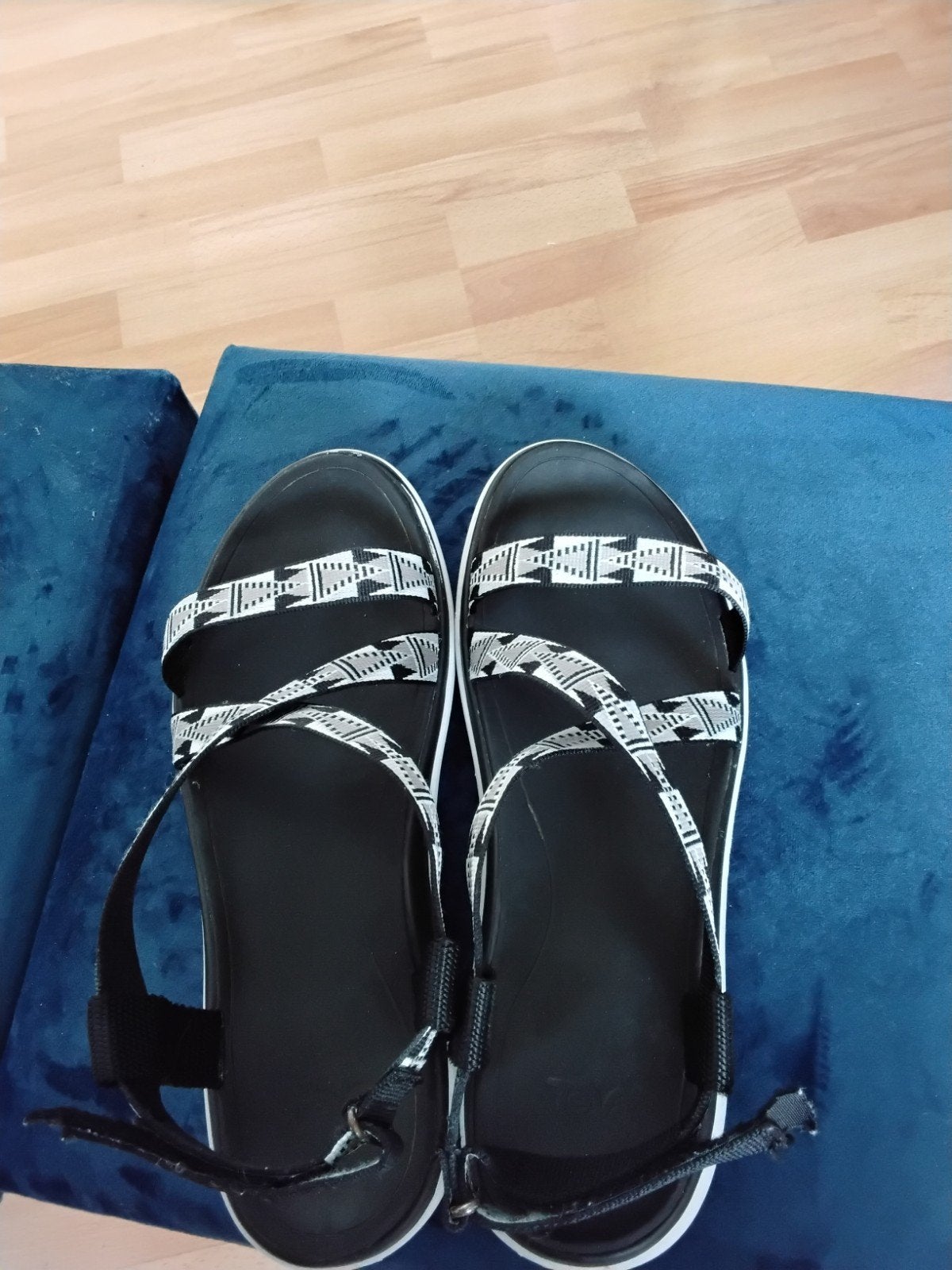 TEVA'S ZWART/WIT, MAAT 40, Zwart, Gedragen, Sandalen of Muiltjes, Ophalen of Verzenden