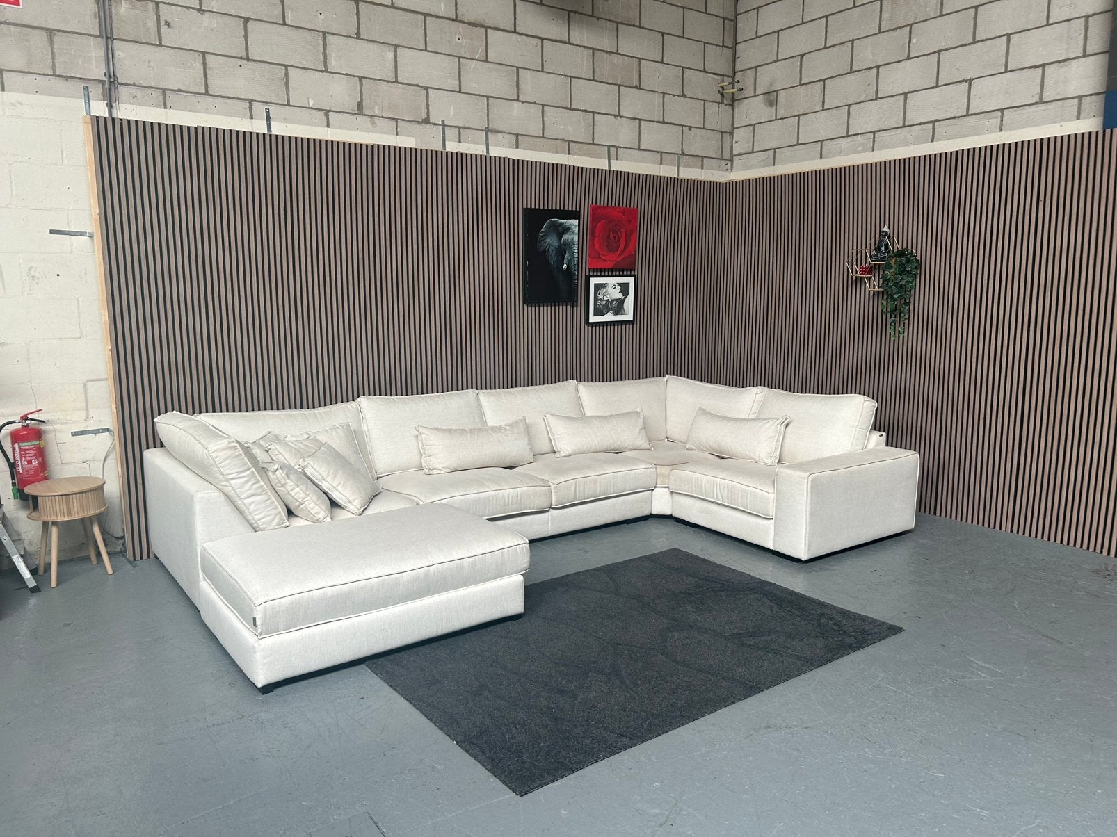 GRATIS LEVERING U-Bank Beige / Crème 429X240 GEREINIGD, Hoekbank, 300 cm of meer, Ophalen of Verzenden, Zo goed als nieuw