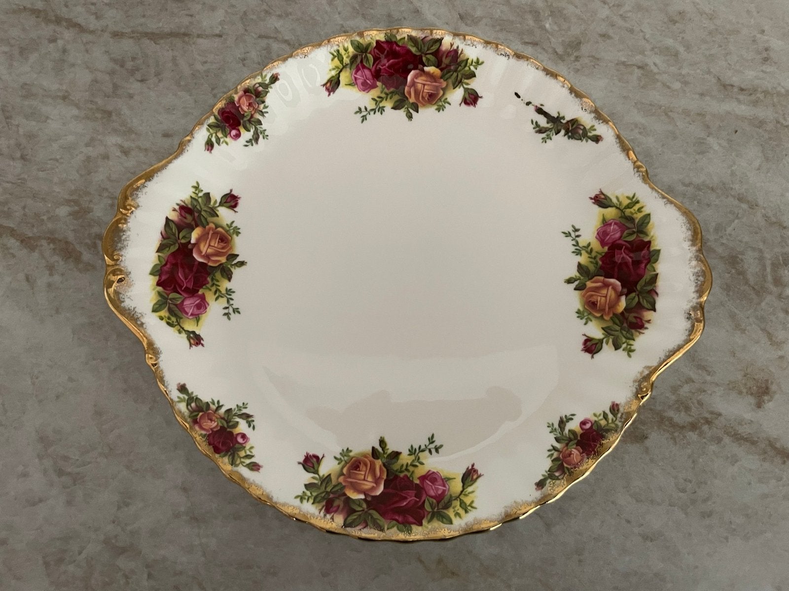 Royal Albert Old Country Roses Taartbord / Gebaksschaal, Ophalen of Verzenden, Zo goed als nieuw, Porselein