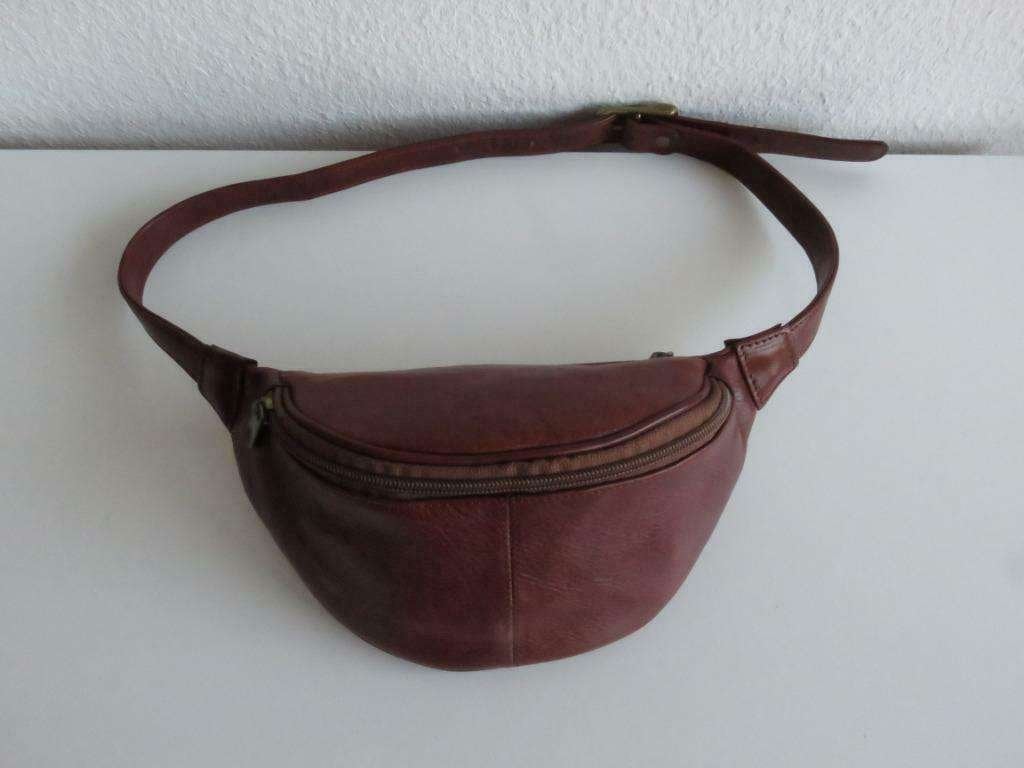Claudio Ferrici echt leer cognac bruine fannypack heuptasje, Ophalen of Verzenden, Zo goed als nieuw, Bruin, Schoudertasje