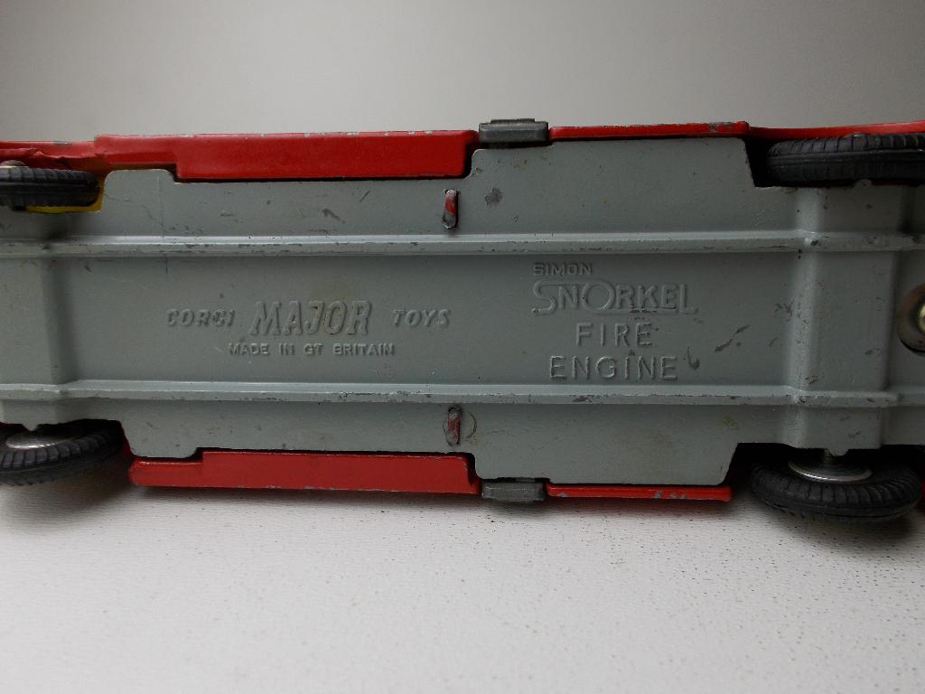 1964 Corgi MajorToys 1127 SIMON SNORKEL FIRE ENGINE Igst (C), Ophalen of Verzenden, Zo goed als nieuw, Bus of Vrachtwagen, Corgi