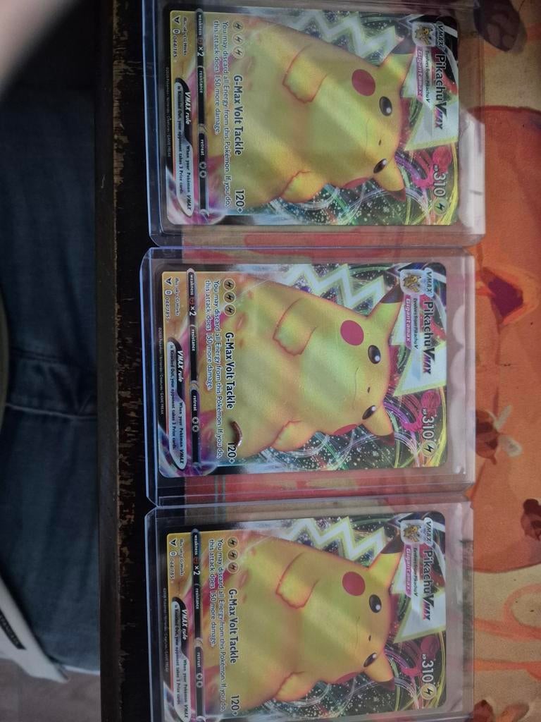 Pikachu VMAX Rare (Packfresh), Hobby en Vrije tijd, Verzamelkaartspellen | Pokémon, Ophalen of Verzenden, Nieuw