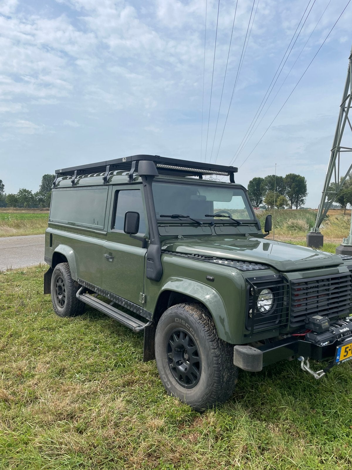 Land Rover Defender 110 TD5 3 deurs, 2500 cc, Leder, Vierwielaandrijving, Particulier