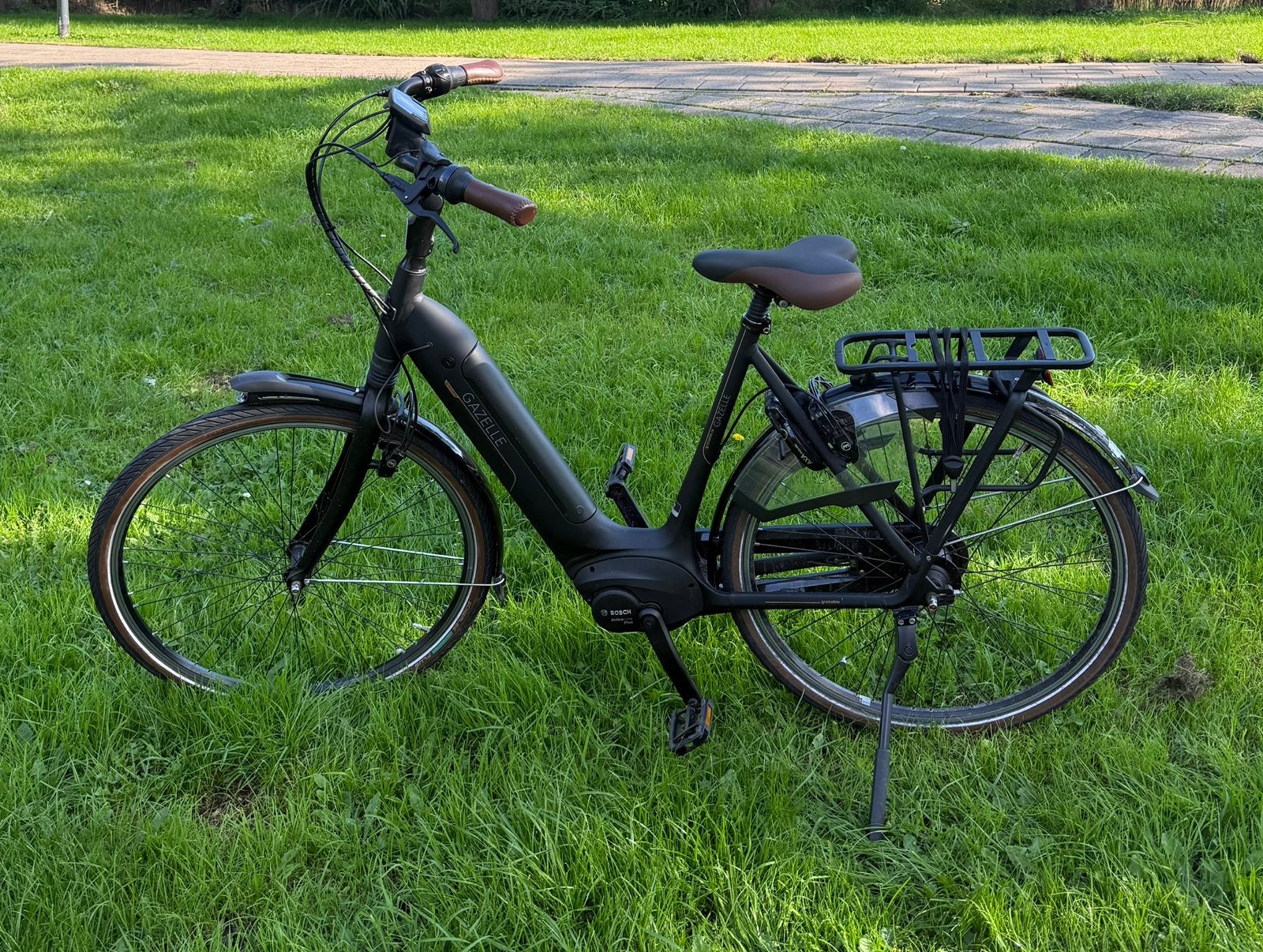 Gazelle Grenoble C8 HMB E-bike, Ophalen, Zo goed als nieuw, 50 km per accu of meer, 55 tot 59 cm
