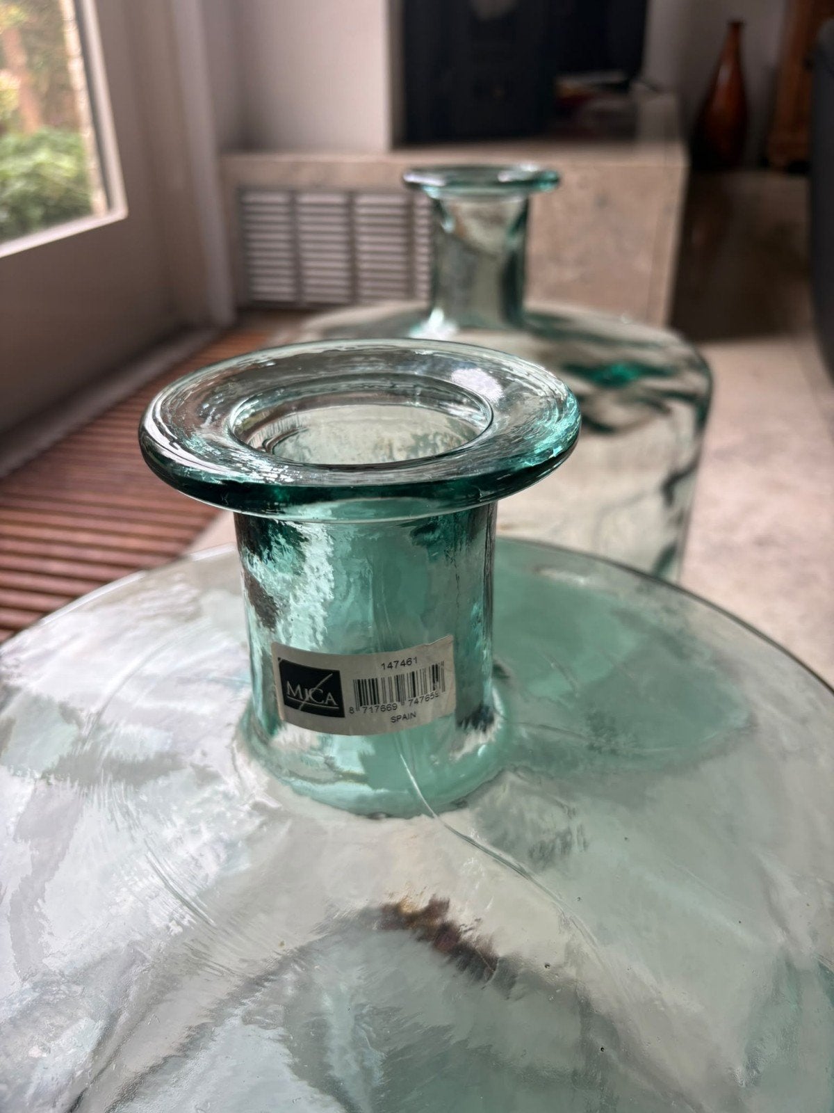 Set van 2 grote glazen vazen/flessen van Mica, Ophalen