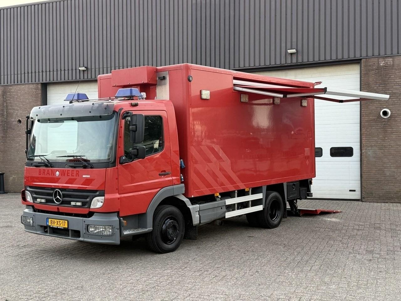 Mercedes-Benz ATEGO 1024 / 2 x Luifel / Euro5 / Only 235.034, Auto's, Automaat, Euro 5, Bedrijf, Diesel