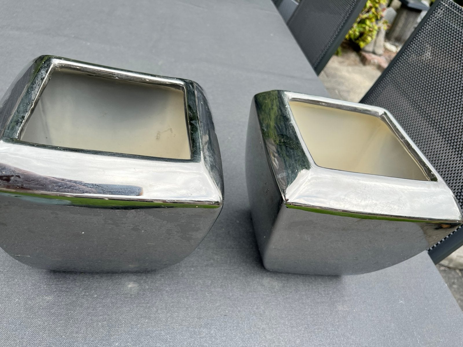 Chrome-kleur bloempotten, Tuin en Terras, Bloempotten, Zo goed als nieuw, Aardewerk, Binnen, Minder dan 40 cm, Minder dan 25 cm
