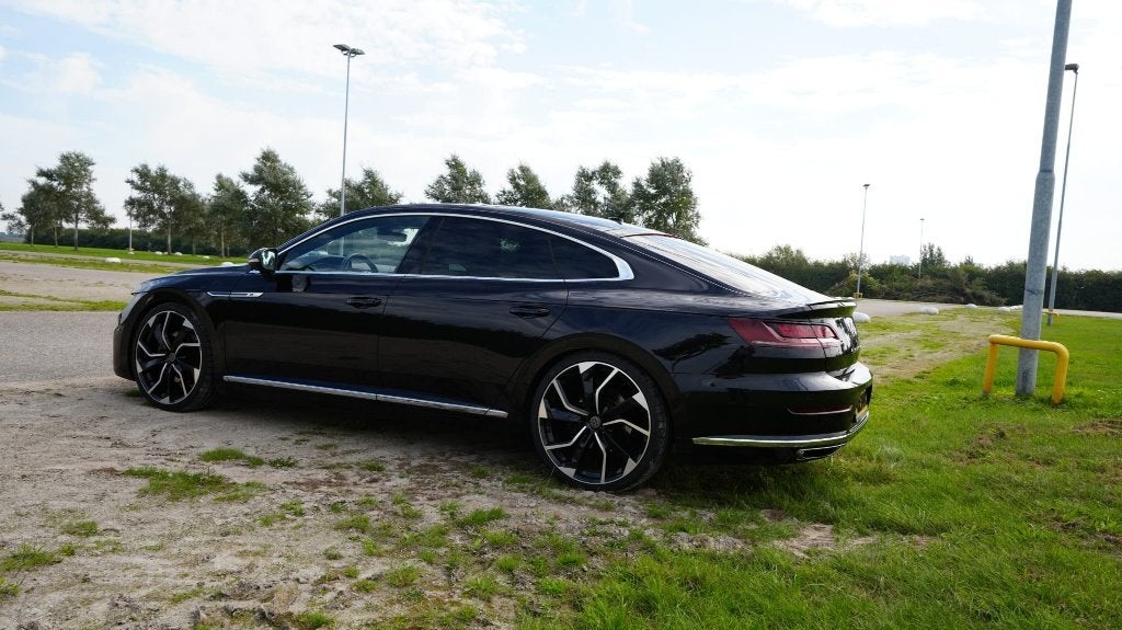 Volkswagen Arteon 2.0 TSI 280pk BMT 7-DSG 4Motion 2018 Zwart, Auto's, Arteon, Zwart, 4 cilinders, 1984 cc
