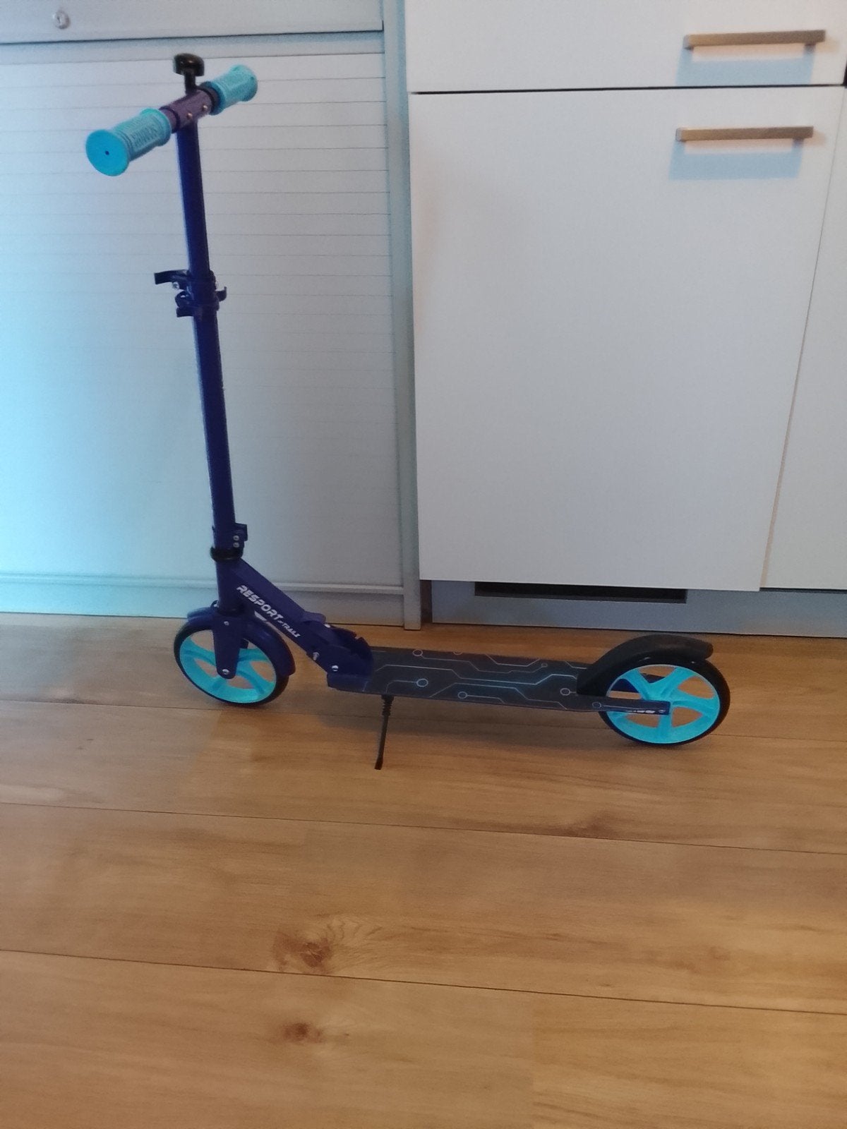 2x Re-Sport Stuntsteppen ZGAN, Fietsen en Brommers, Steps, Zo goed als nieuw, Gewone step, Ophalen of Verzenden