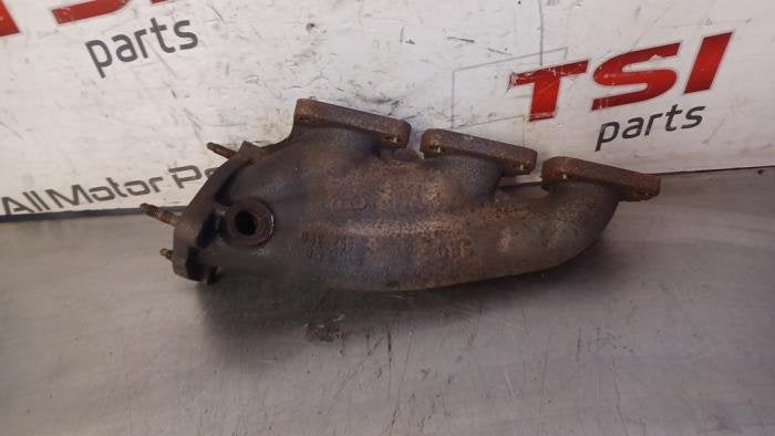Uitlaatspruitstuk van een Audi S4, Auto-onderdelen, Uitlaatsystemen, Gebruikt, -, -, -