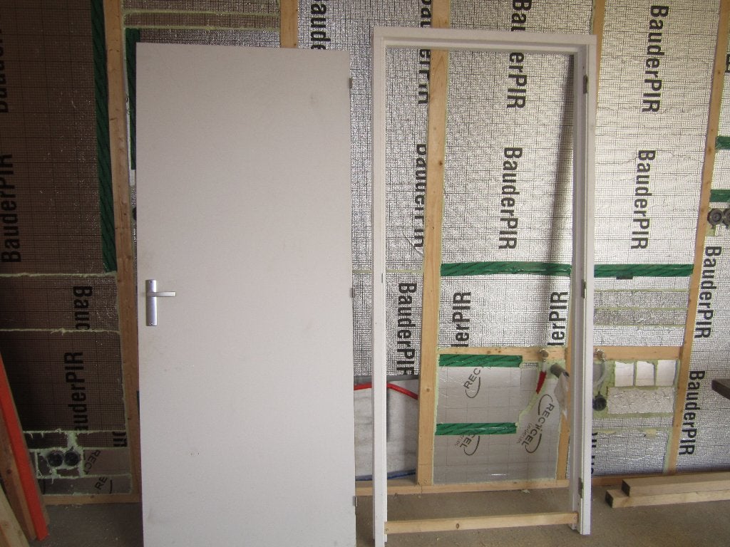 Binnendeur met kozijn gebruikt 83x201,5    € 70, Doe-het-zelf en Verbouw, Deuren en Horren, Ophalen, Gebruikt, 80 tot 100 cm, Binnendeur
