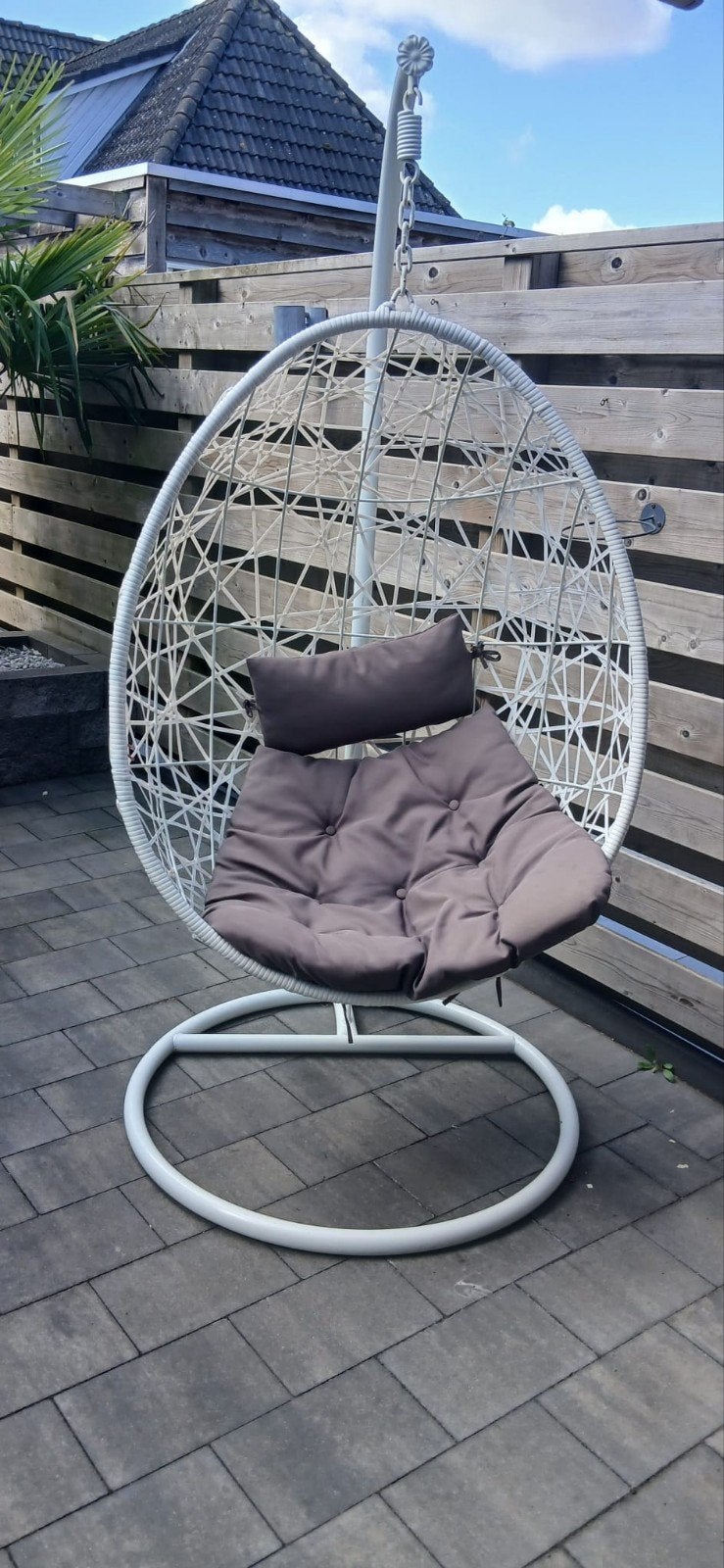 Witte hangstoel met standaard en kussen, Tuin en Terras, Ophalen, Gebruikt, Wicker