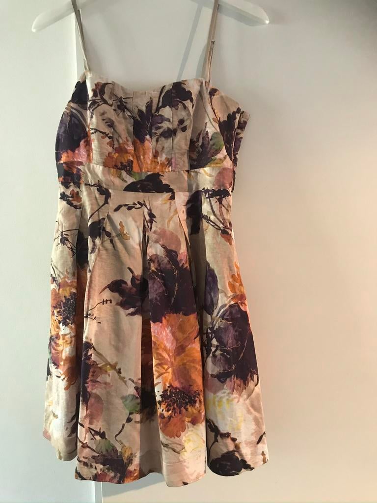 Beige zomerjurk met  bloemen maat 38 in goede staat, Maat 38/40 (M), Bruin, Ophalen of Verzenden, Zo goed als nieuw