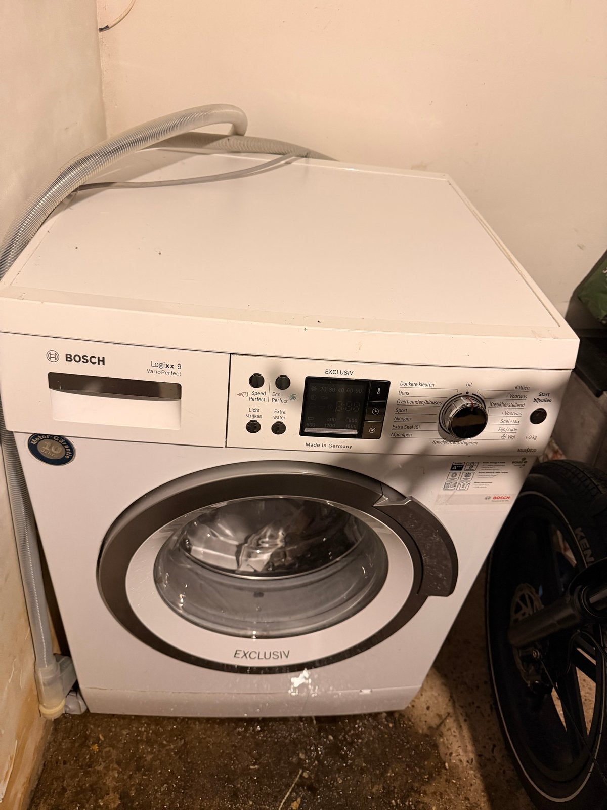 Bosch Logixx 9 VarioPerfect Wasmachine - Exclusiv, 1200 tot 1600 toeren, Gebruikt, 8 tot 10 kg, Ophalen of Verzenden