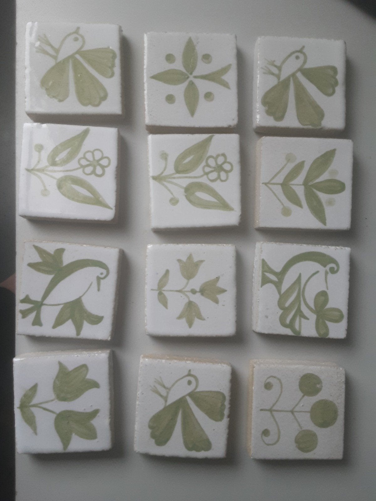 Oude decoratieve wandtegels, Ophalen