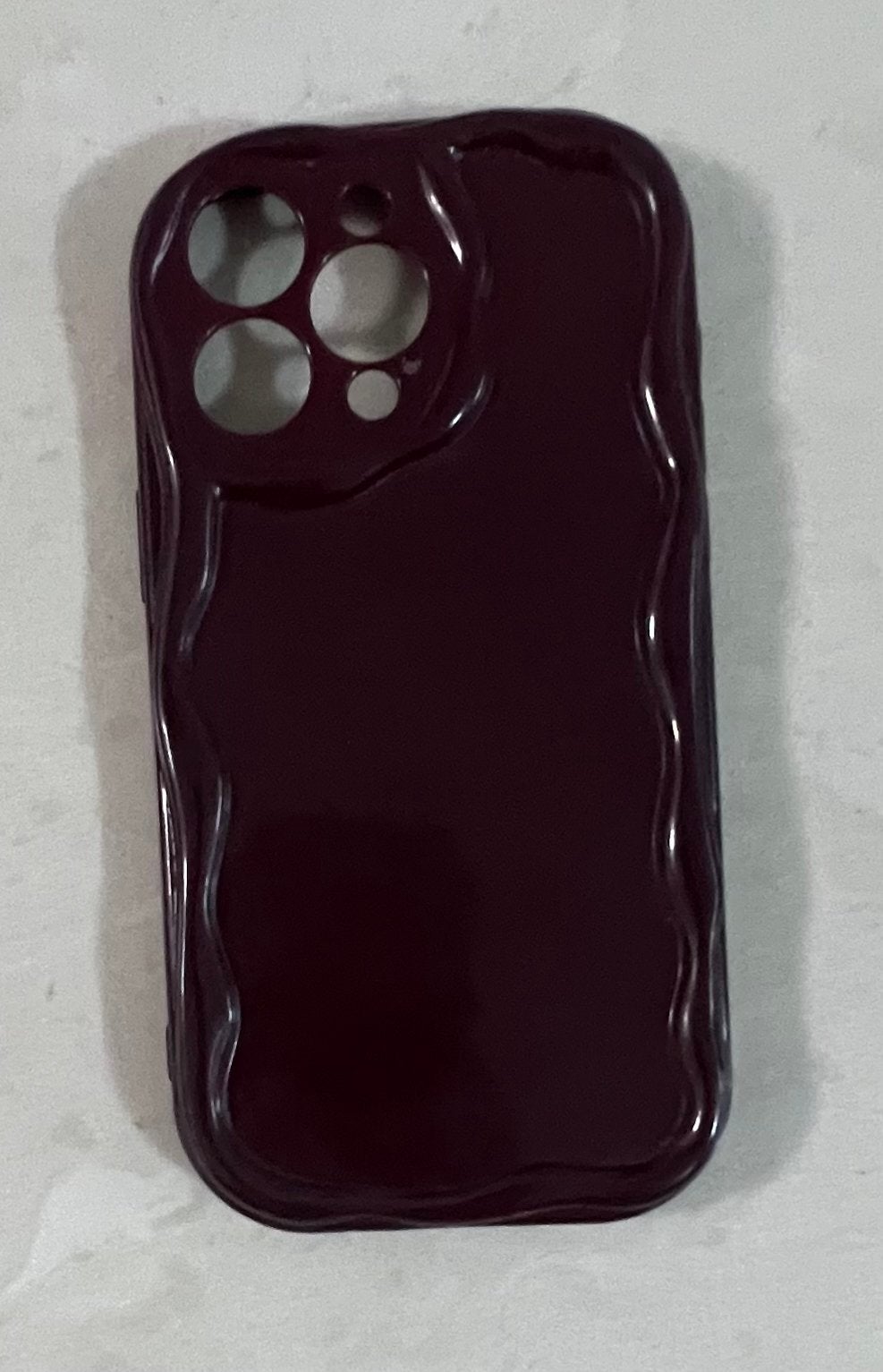 Donkerrood paars iPhone hoesje met golvend design, Ophalen of Verzenden, Zo goed als nieuw