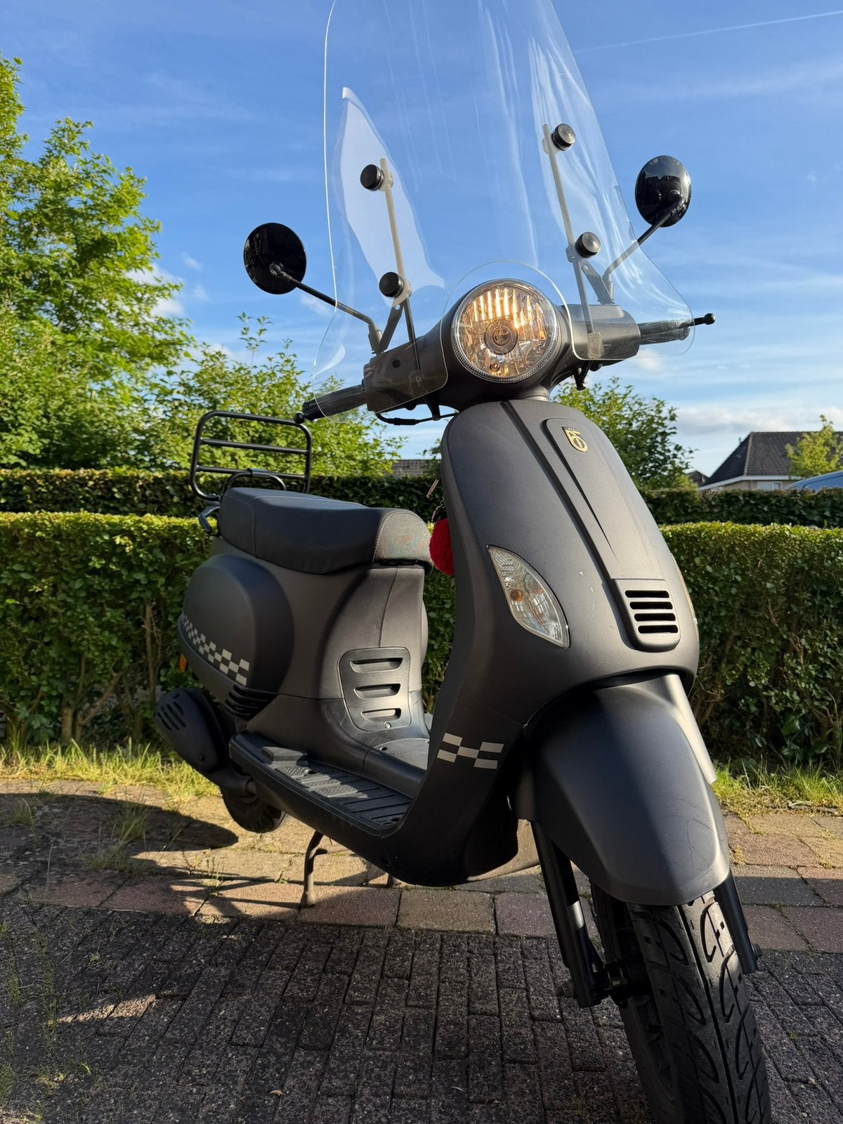 BTC Riva snorscooter matzwart, Fietsen en Brommers, Snorfietsen en Snorscooters, Ophalen, Zo goed als nieuw, Benzine, Overige merken