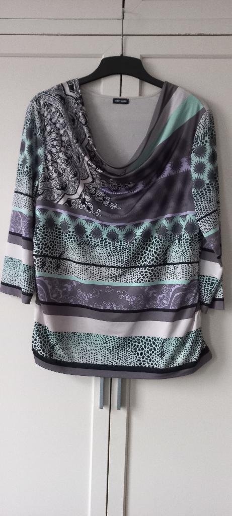 Gerry Weber top maat 42 zgan, Kleding | Dames, Maat 42/44 (L), Ophalen of Verzenden, Zo goed als nieuw, Korte mouw