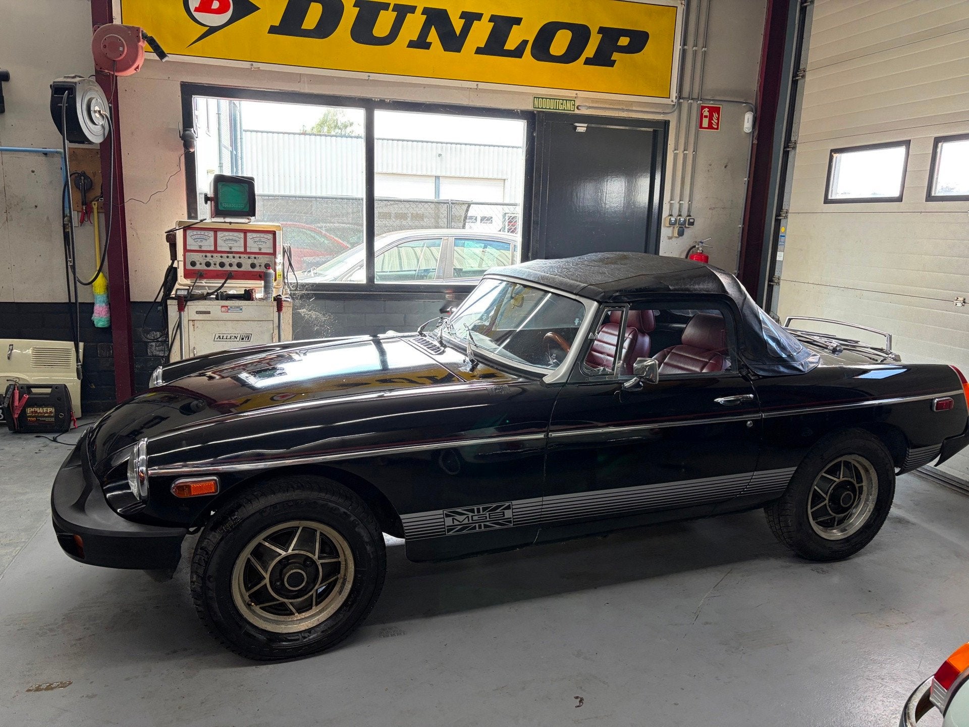 MG B type 1.8 Roadster, B, Achterwielaandrijving, Gebruikt, Cabriolet