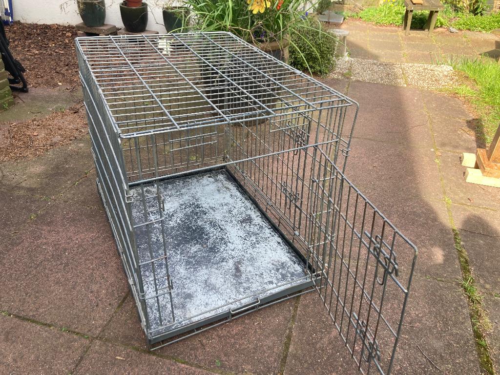 Hondenbench middelgroot, Dieren en Toebehoren, Hondenbenches, Ophalen, Zo goed als nieuw