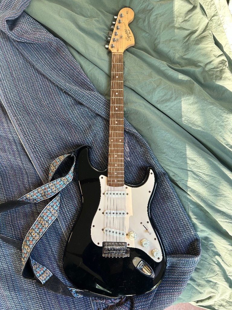 Squier by Fender Affinity (stratocaster), Ophalen, Zo goed als nieuw, Solid body, Fender