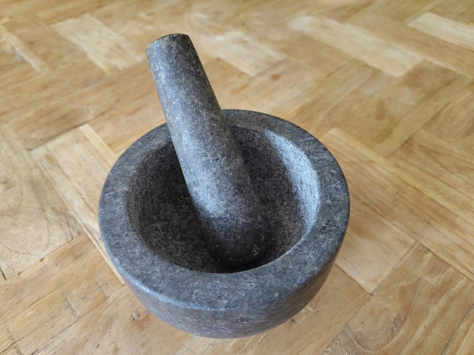 Vijzel en stamper natuursteen | Mortar and pestle | 13x9 cm, Overige typen, Ophalen of Verzenden, Grijs, Natuurlijk materiaal