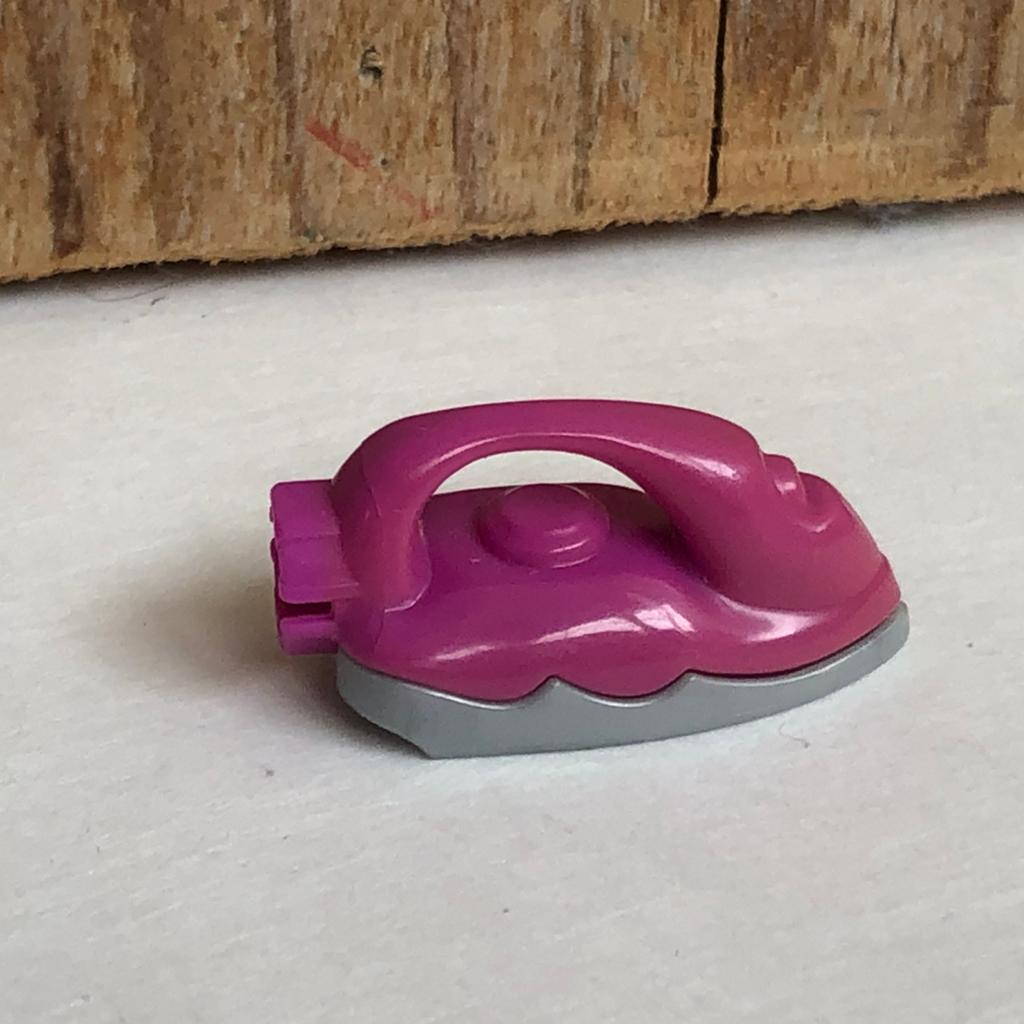 Barbie strijkijzer voor poppenhuis, Ophalen of Verzenden, Zo goed als nieuw, Toebehoren