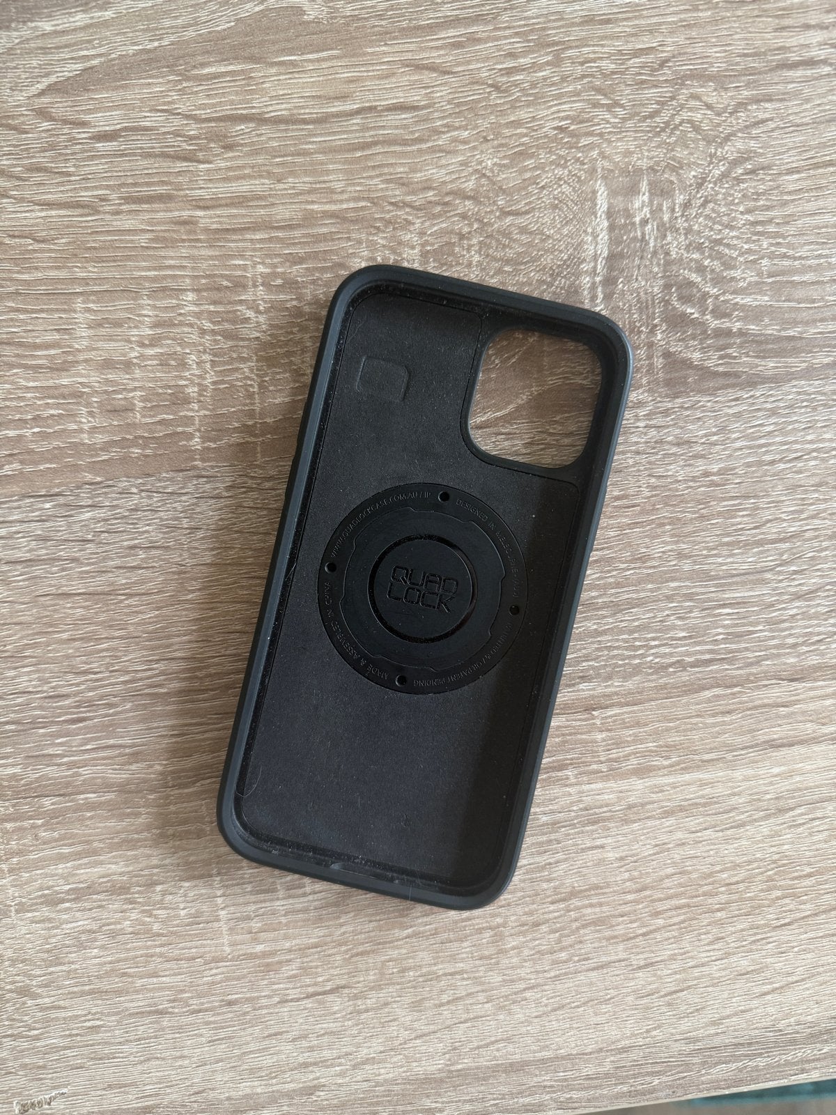 Quad Lock MAG telefoonhoesje voor iPhone 12, Kunststof, Quad Lock, Hoesje of Tasje, Ophalen of Verzenden