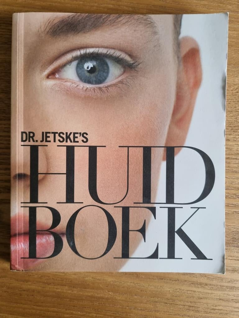 Dr. Jetske Ultee's Huidboek - Alles over huidverzorging, Ophalen of Verzenden, Gelezen, Gezondheid en Conditie, Dr. Jetske Ultee