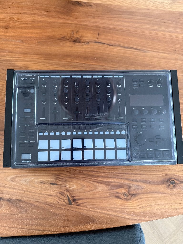 Roland mc-707, Ophalen, Zo goed als nieuw, Overige aantallen, Overige merken