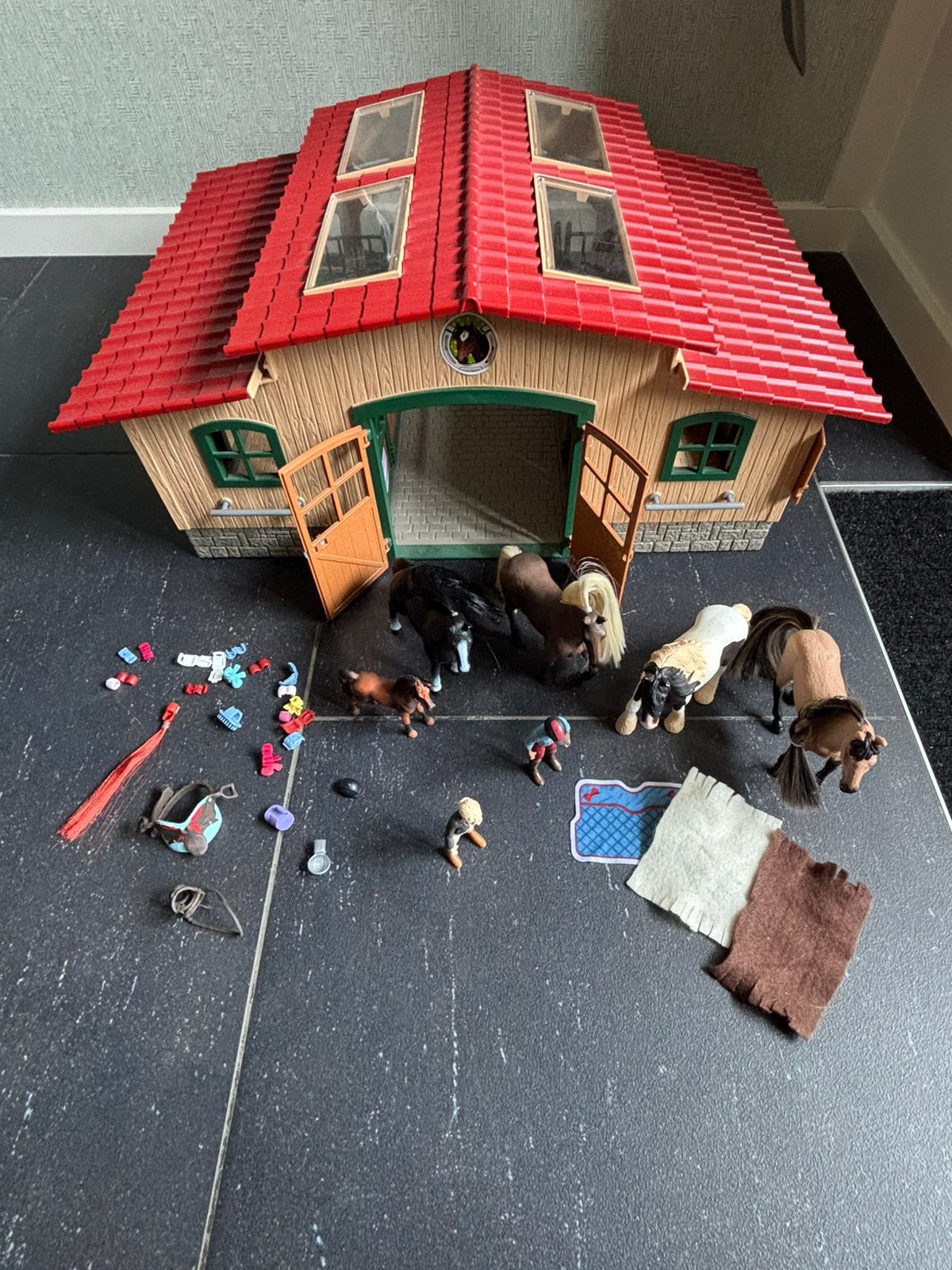 Schleich manege, Ophalen, Zo goed als nieuw