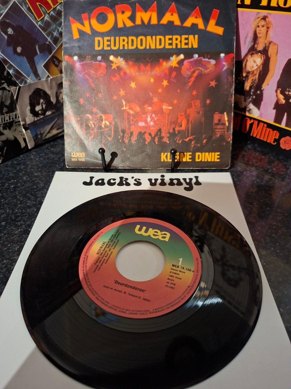 Normaal - Deurdonderen / Kleine Dinie (Single)1982, Gebruikt, 7 inch, 1980 - 1989, Ophalen of Verzenden