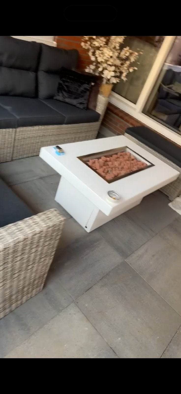 Vuurtafel, Ophalen, Zo goed als nieuw