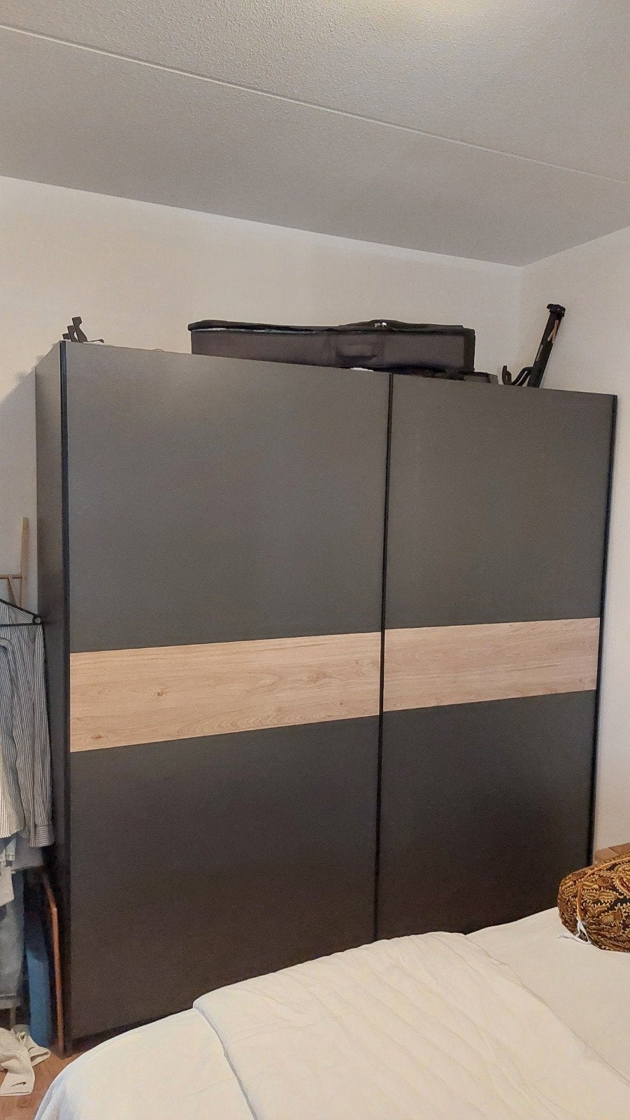 Kledingkast met schuifdeur 204x150x60, Huis en Inrichting, Kasten | Kledingkasten, Ophalen, 200 cm of meer, Met plank(en), 150 tot 200 cm