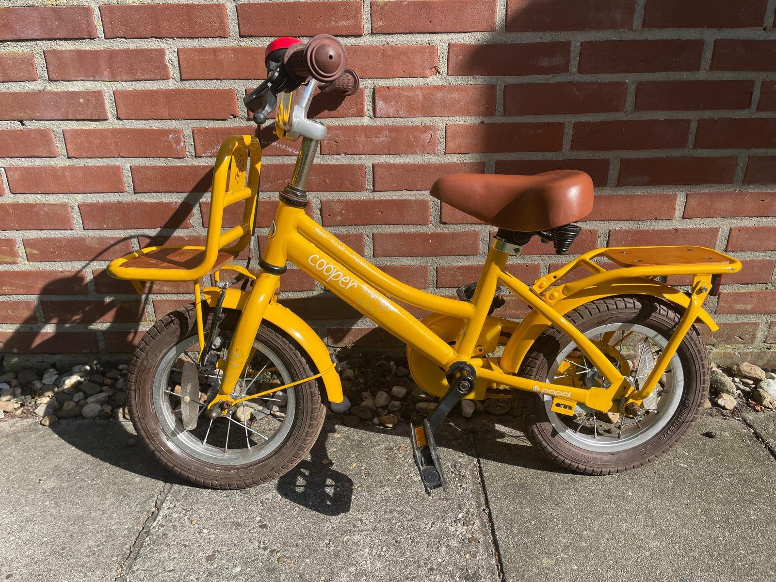Stoere kinderfiets 12 inch met zijwieltjes, Fietsen en Brommers, Fietsen | Kinderfietsjes, Ophalen, Terugtraprem, Zijwieltjes
