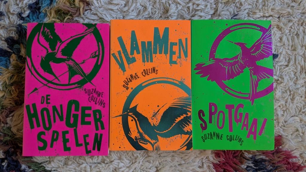 De Hongerspelen Trilogie - Suzanne Collins (3 boeken), Ophalen of Verzenden, Zo goed als nieuw, Suzanne Collins, Fictie