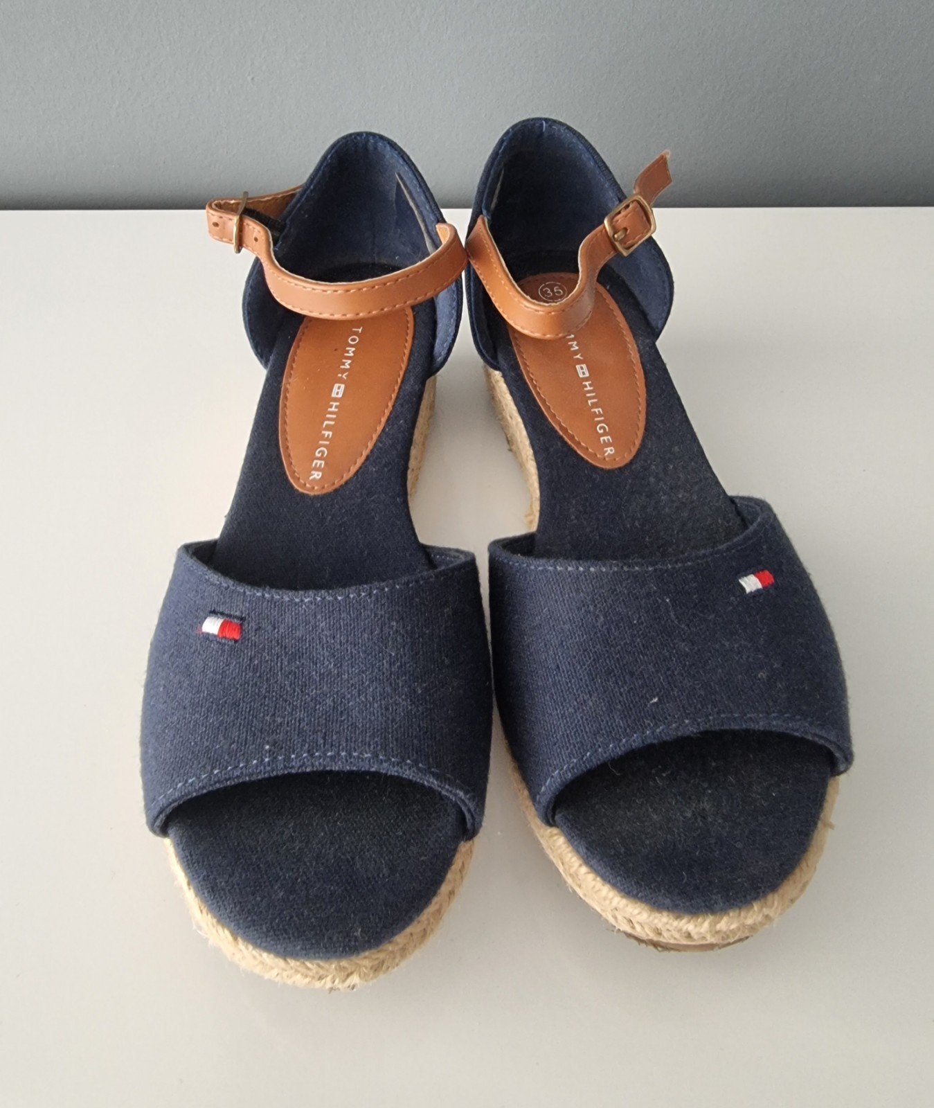 Tommy Hilfiger sandalen, maat 35., Blauw, Ophalen of Verzenden, Zo goed als nieuw, Espadrilles of Moccasins