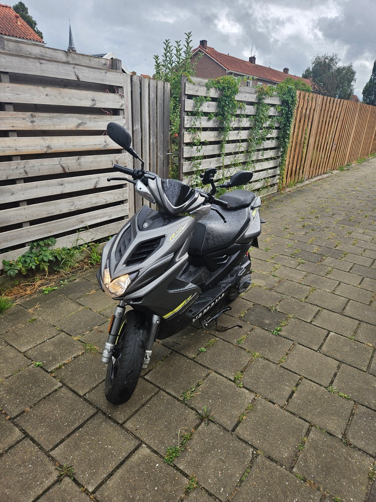 yamaha aerox 4t 2019, Fietsen en Brommers, Scooters | Yamaha, Gebruikt, Aerox, Maximaal 45 km/u, Ophalen of Verzenden