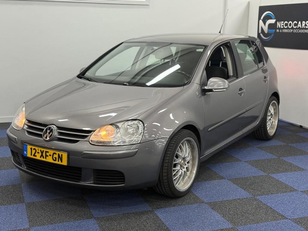 Volkswagen Golf 1.6 FSI Optive 3 / AIRCO / LM VELGEN / RIJDT, Voorwielaandrijving, 15 km/l, Gebruikt, 4 cilinders