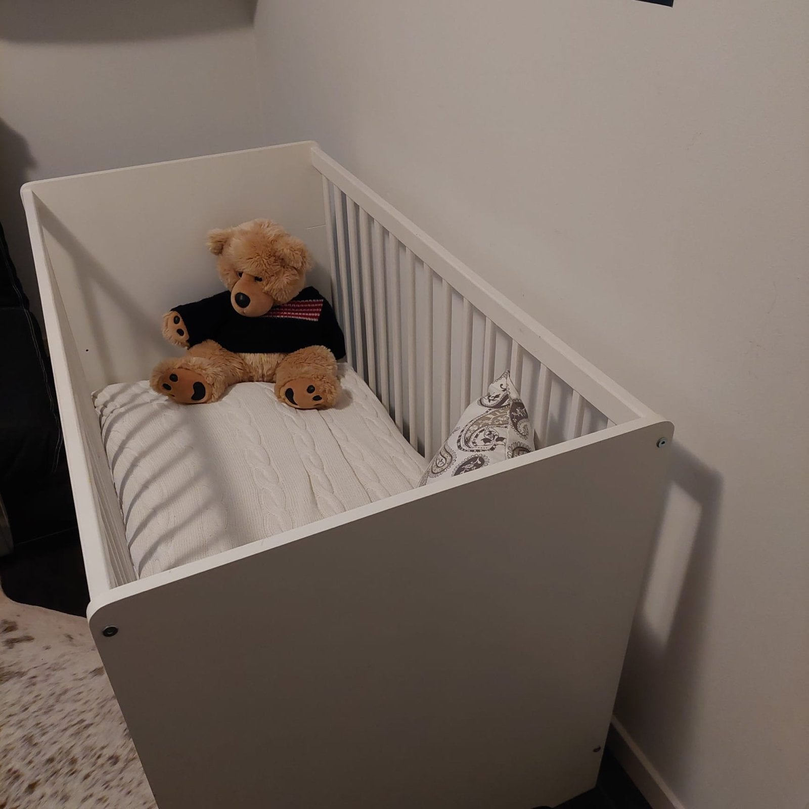 Wit ledikant met matras en AirgoSafe topper 124*65cm, Ophalen, Zo goed als nieuw, Ledikant