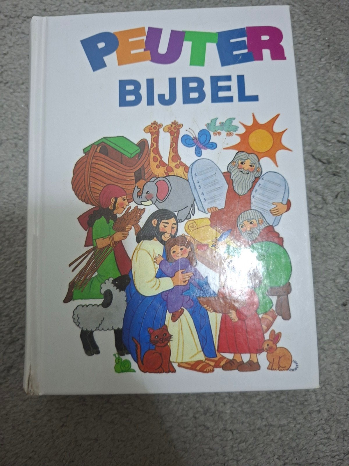 Peuter Bijbel - Mooi geïllustreerd kinderboek, Ophalen of Verzenden, Zo goed als nieuw, Onbekend, 2 tot 3 jaar