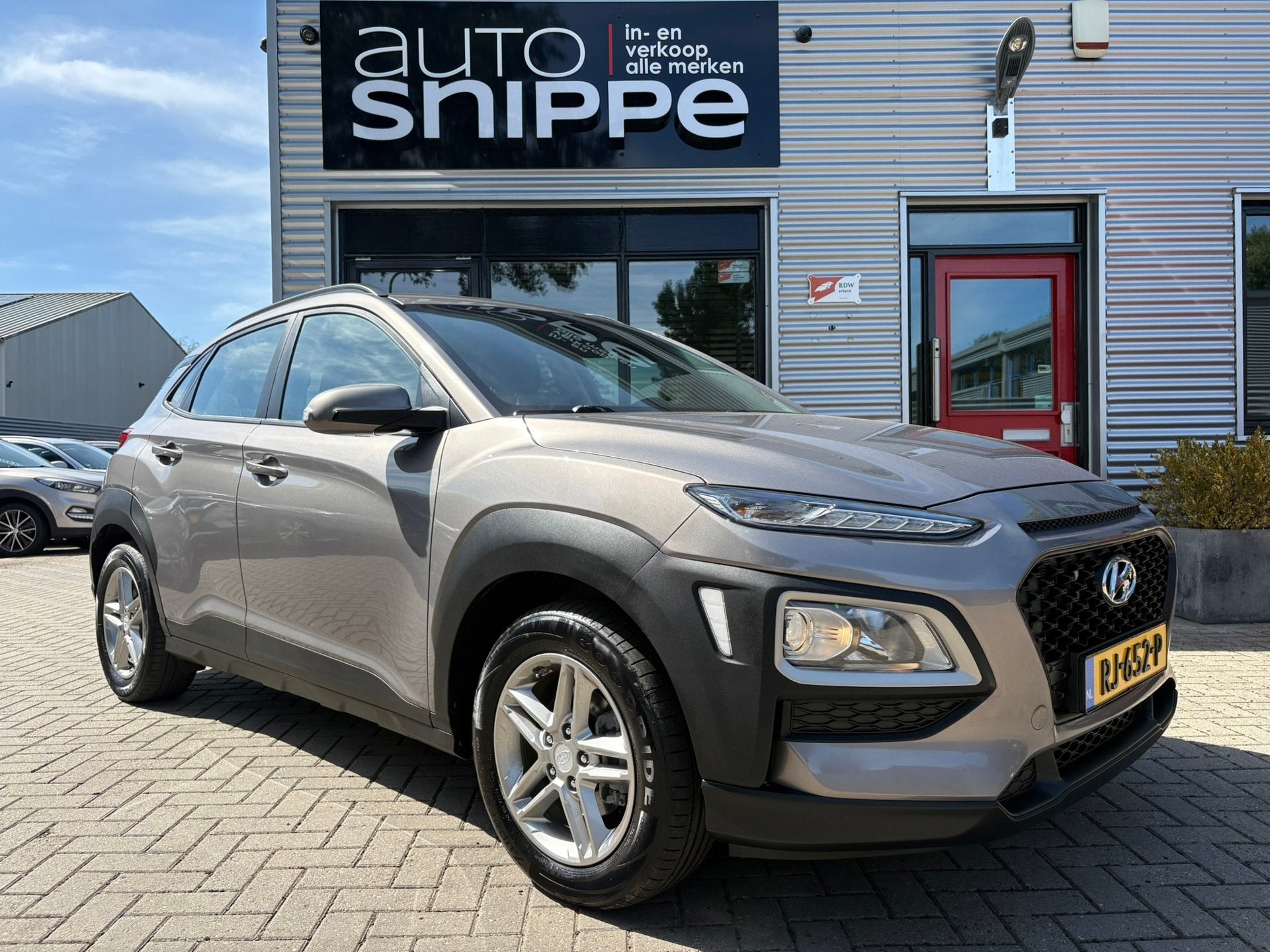 Hyundai Kona 1.0T Comfort -1STE EIGENAAR-CLIMA-APPLE CARPLAY, Auto's, Voorwielaandrijving, Stof, Gebruikt, Origineel Nederlands
