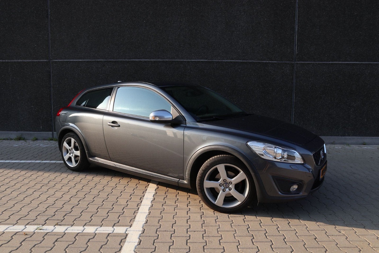 Volvo C30 D2 84KW 2012 Grijs, Auto's, Voorwielaandrijving, 1254 kg, 28 km/l, 4 cilinders