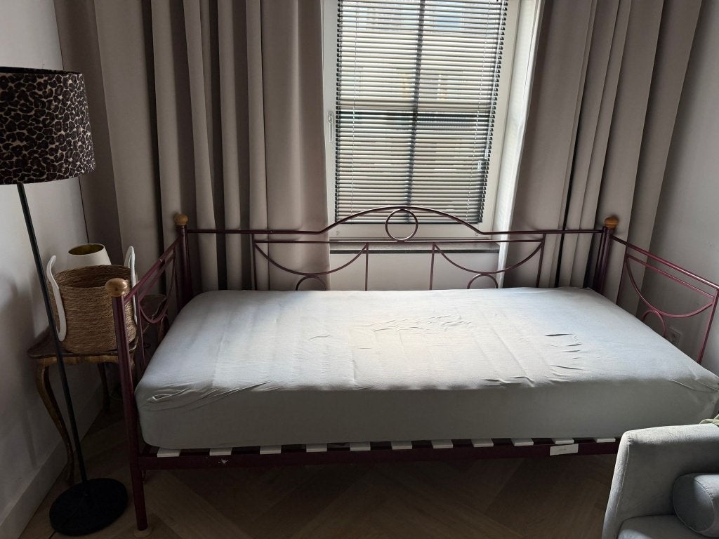 Klassiek bed zonder Matras 0.90x 2.00m, Huis en Inrichting, Ophalen, Gebruikt, 90 cm, Eenpersoons